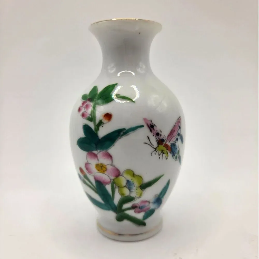 Vintage Chinese Miniature Porcelain Vase 4